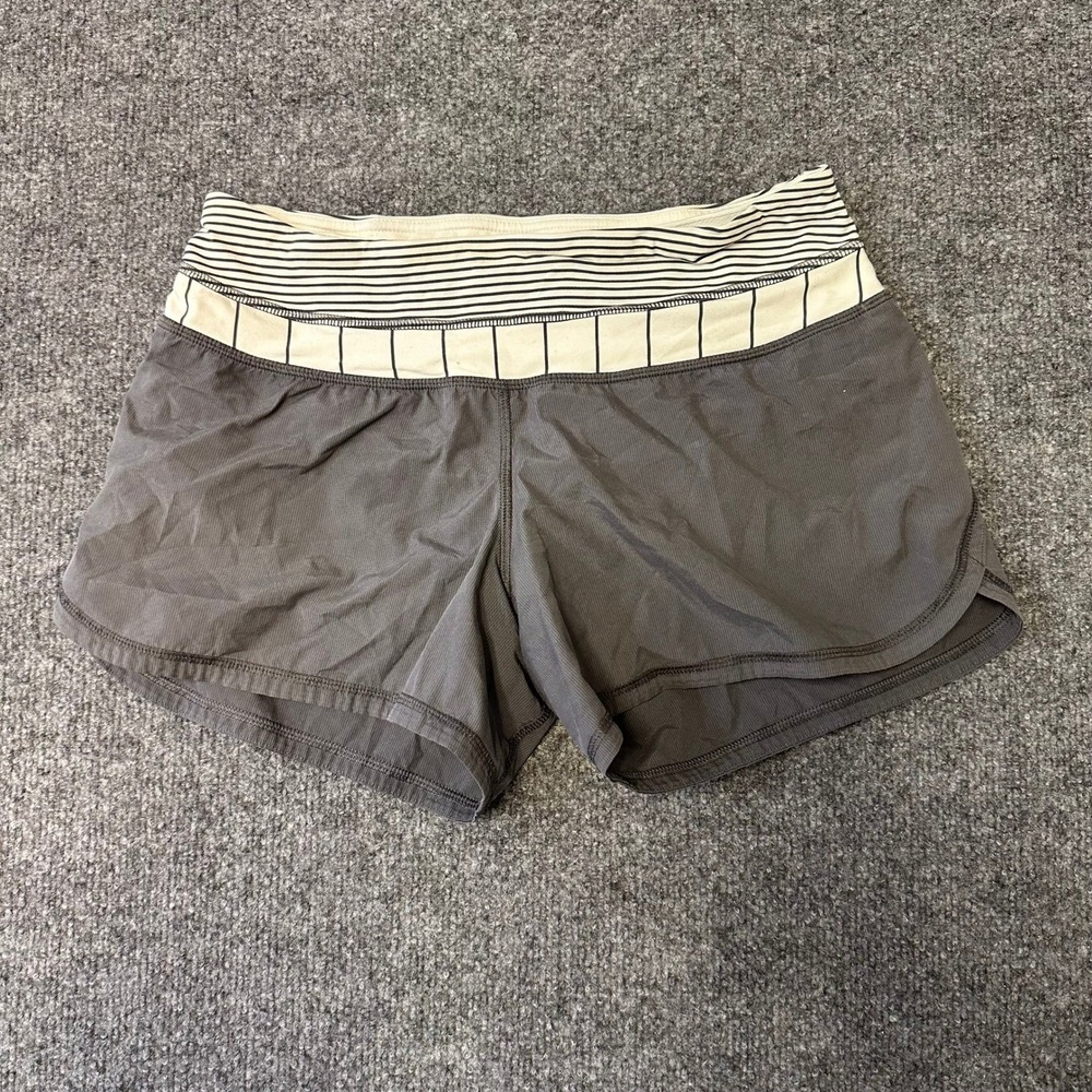 Lululemon Shorts Womens Size 4 Gray White Striped Speed Up Running Athletic